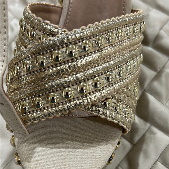 Elegant Cream Wedge Sandals - Picture 4 of 15